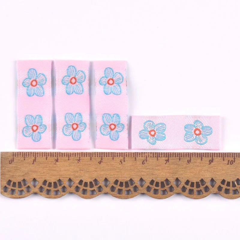 50Pcs Candy Color Mixed Flower Pattern Embroidery Labels Garment Tags For Sewing Accessories Clothes Bag Handmade DIY Supplies Qme 5