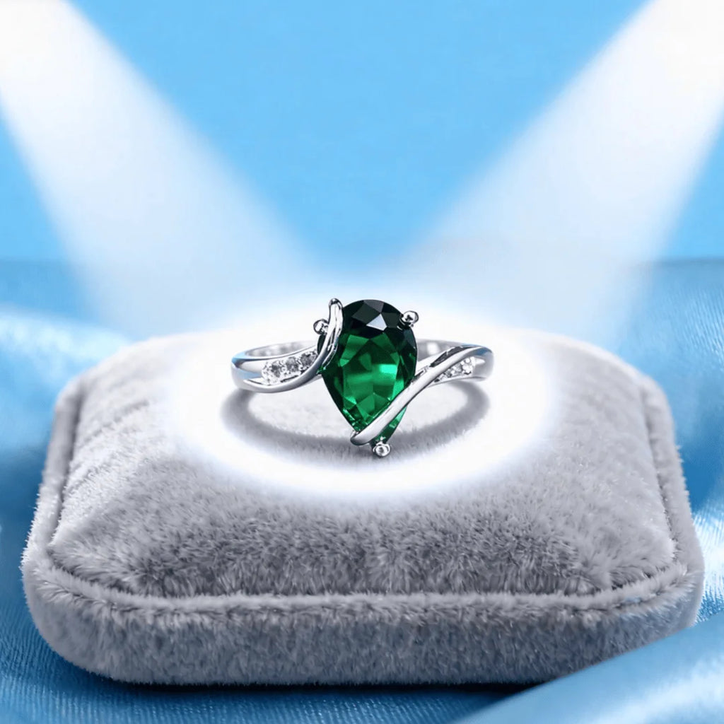 Hot Beautiful 925 Sterling Silver Charms Green Crystal Water Droplets Ring for Women Size 7 8 Fashion Anniversary Gift Jewelry Qme Silver 7