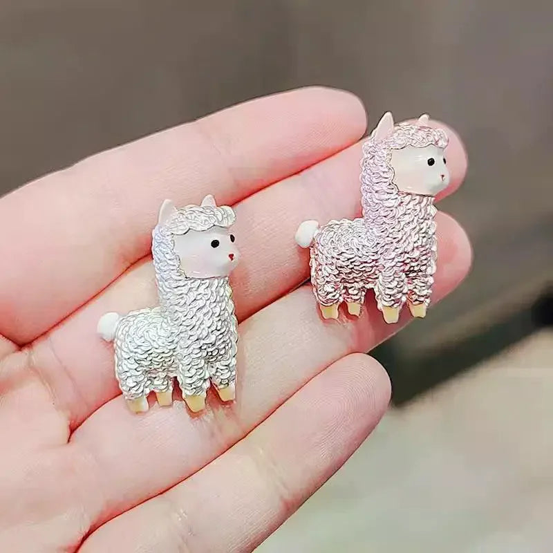Cartoon Alpaca Shaped Brooches Women Men Zodiac Sheep Animal Weddings Party Brooch Pins Gifts Qme