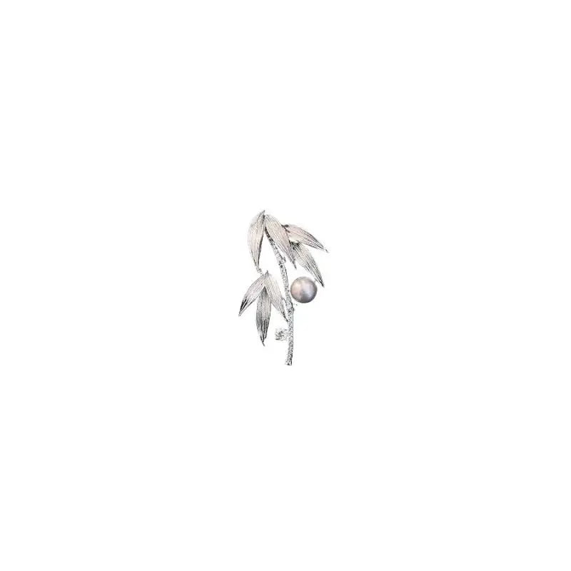 Women French Retro Gold Butterfly Jasmine Brooch Elegant Jewelry Pin for Business Suits Coats Qme