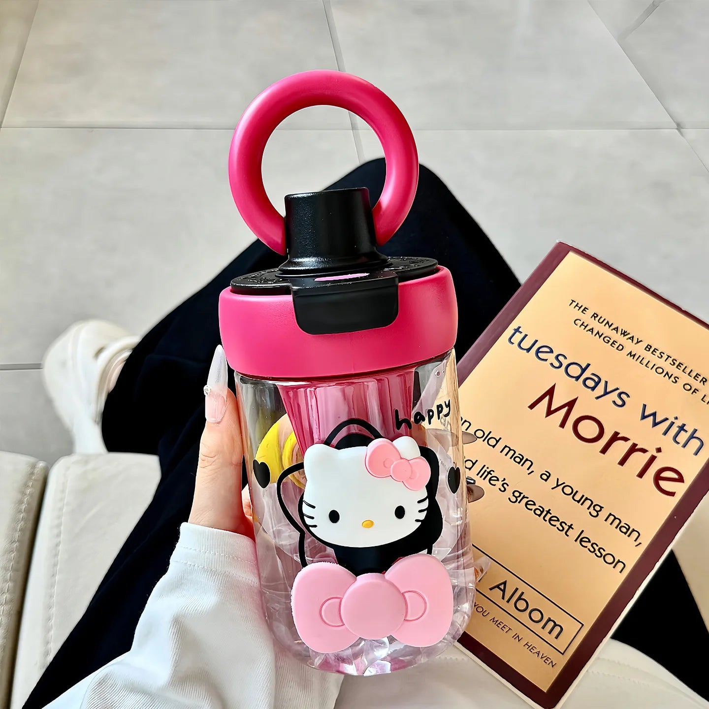 Hello Kitty Stylish Water Cup for Girls New Summer Student-Friendly Portable Large-Capacity Straw Cup Teacup Qme 3 600ml