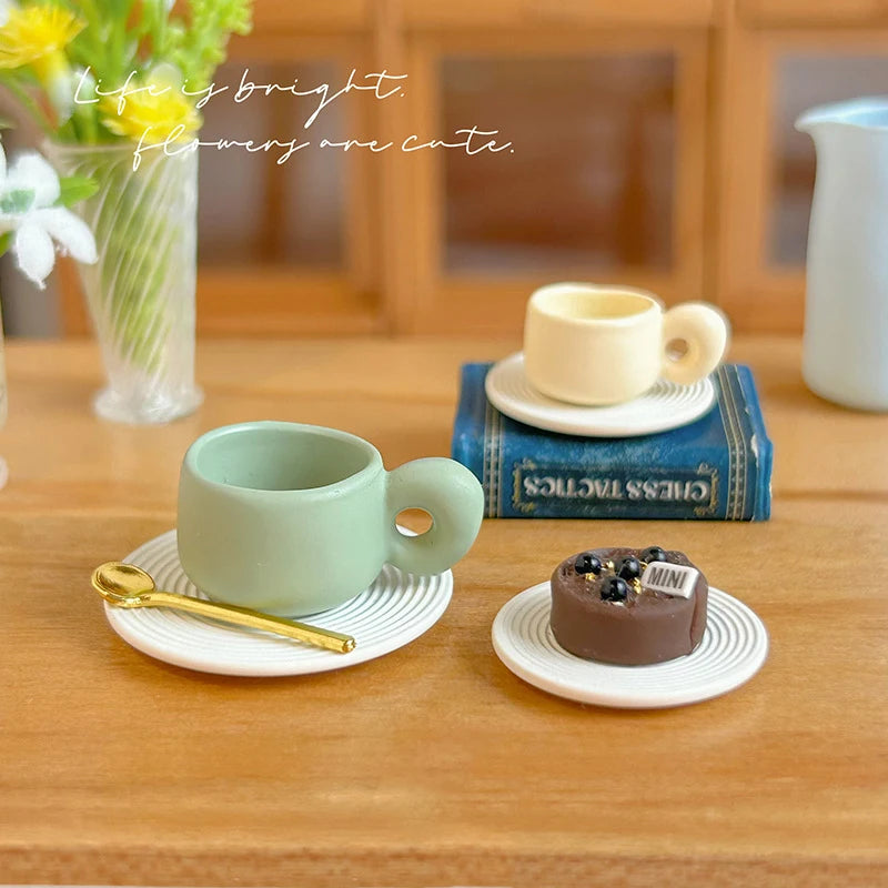 Dollhouse French Retro Mini Foot Relief Mark Coffee Cup Handle Qme
