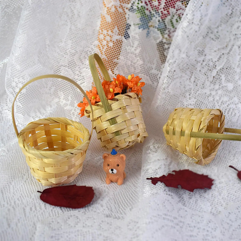 Basket For Flowers Rustic Basket with Handle Portable Miniature Woven Desktop Ornament For Garden Home Outdoor Wedding Farmhouse Qme