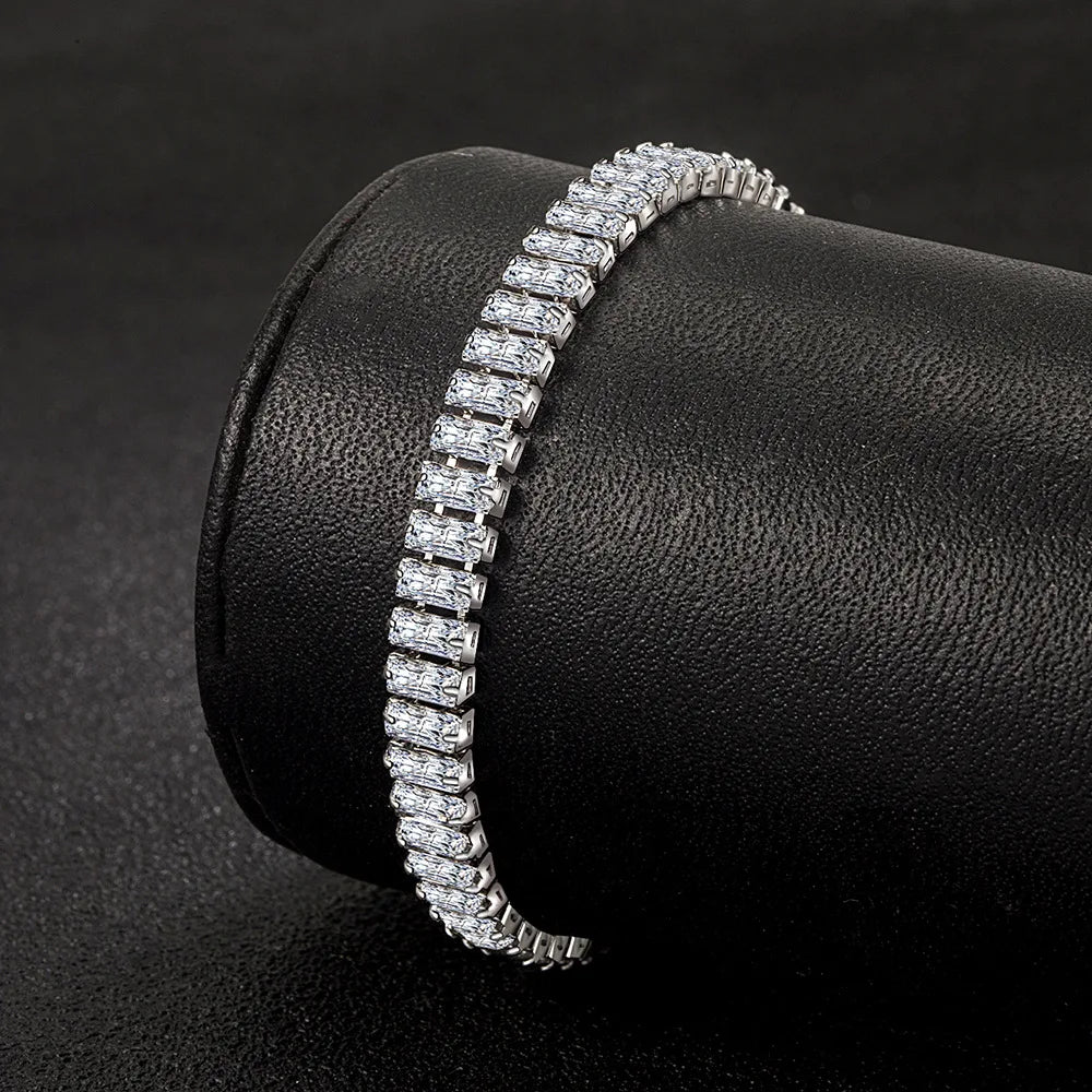 Charms 925 Sterling Silver Bracelet Elegant Zircon Crystal Fine Jewelry for Women Girl Engagement Wedding Party Gift 18CM Qme