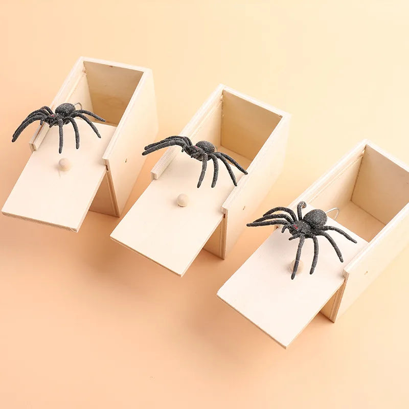 Tricky Toy Simulation Spider Wooden Box Spoof Insect Spider Box Creative Haunted House Horror Scene Layout Small Wooden Box Qme