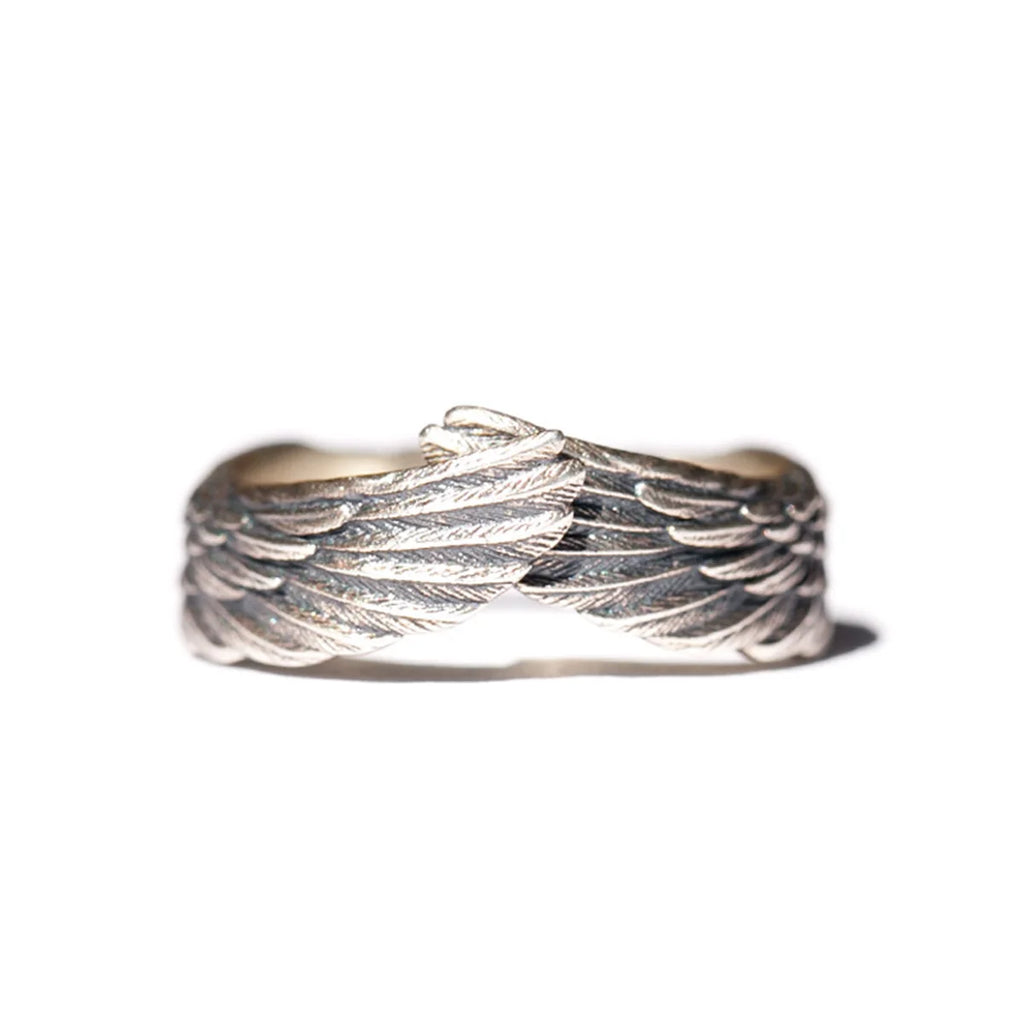 Guardian Angel Wings Hug Ring for Women Retro Punk Stainless Steel Jewelry Adjustable Lucky Amulet Finger Accessories Gifts Qme 1