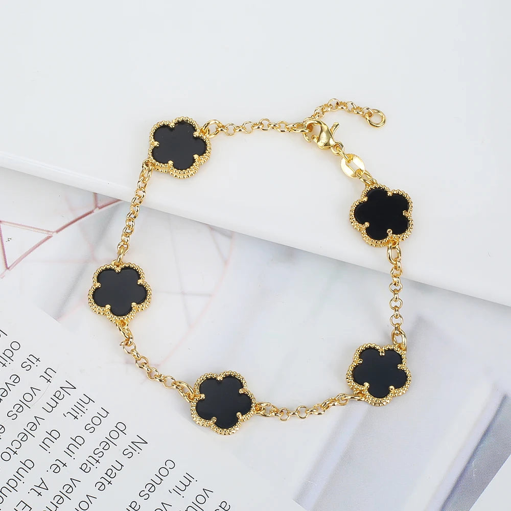 2023 INS Hot Sale 10 Colors Five Leaf Flower Bracelet Classic Fashion Adjustable Bracelet Sweet Romantic Woman Party Jewelry Qme