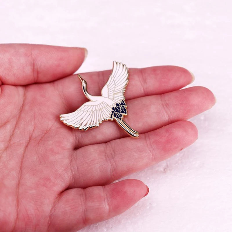 Enamel Pin Badge Exhibiting Vibrant Red-crowned Crane Bird Stylish Qme