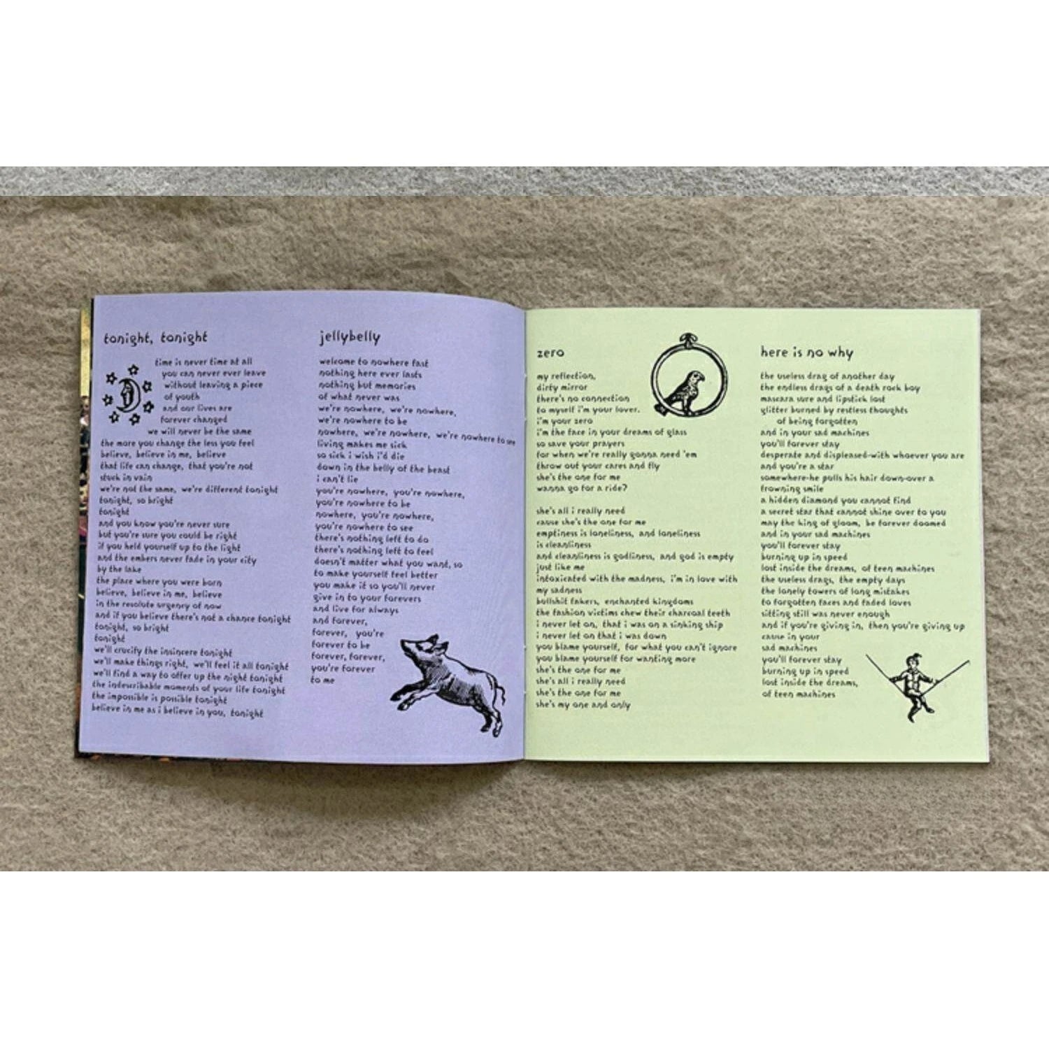 Vintage Rock CD, Featuring Narrative Tracks Including Tonight Tonight, Creating An Immersive Audio Field Wrapped in Starlight Qme