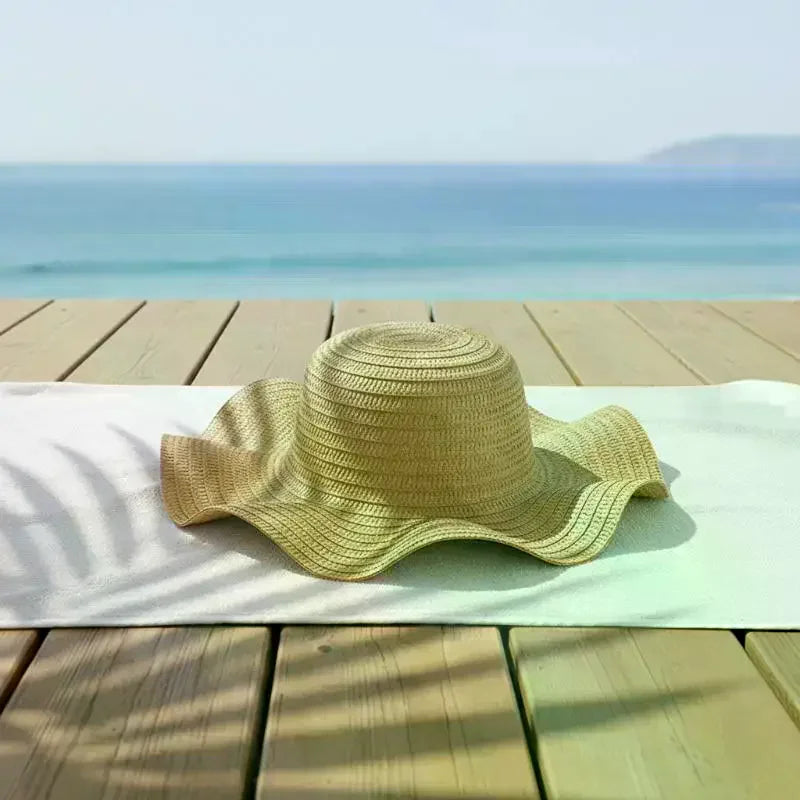 Summer Beach Wavy Edge Wide Brim Straw Hat Seaside Vacation Women Qme