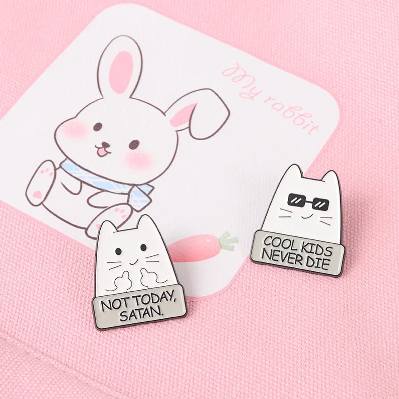 Cartoon Cat Enamel Pin I'm Fine Quote Metal Cute Animals Knife Badge Lapel Clothes Brooch Jewelry Gift Backpack Gift for Friends Qme