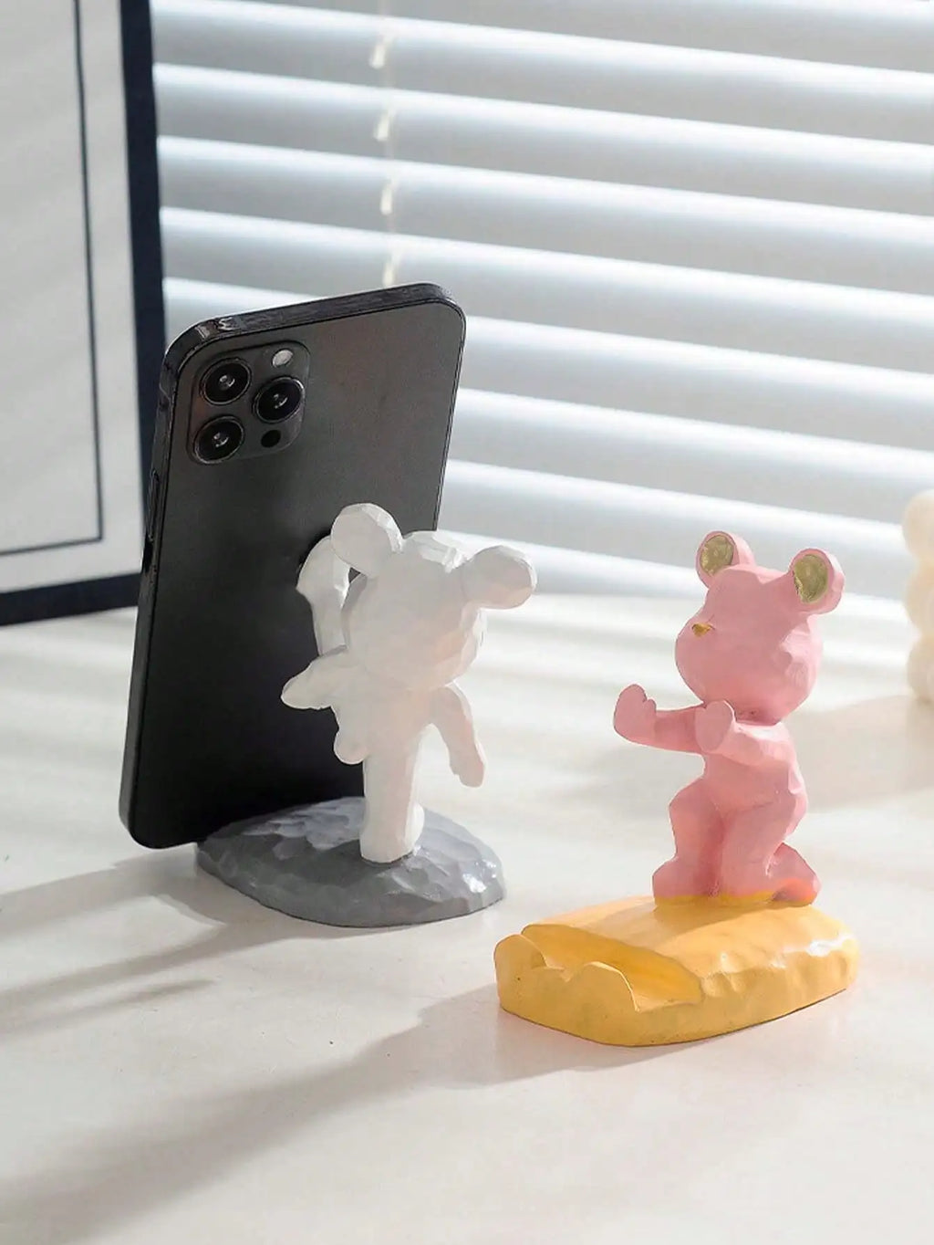 1 Cute Bear Shaped Phone Holder Decoration Compatible Mobile Phones Qme