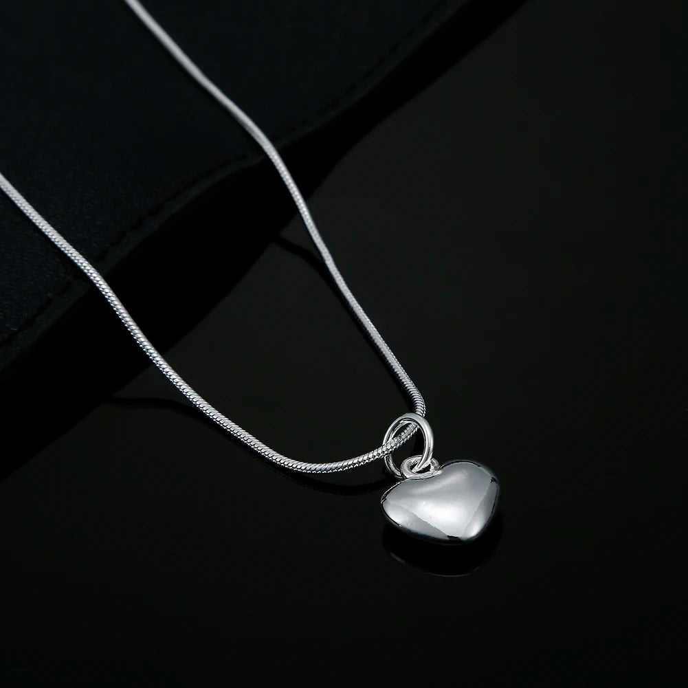 Cute 925 Sterling Silver Jewelry Classic Lovely Heart Pendant with Snake Bone Chain Necklace for Women Party Anniversary Gift Qme