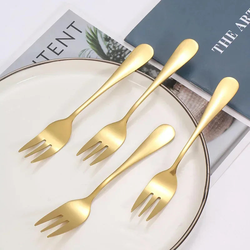 6pcs/set Fruit Forks Dessert Forks Are Small and Delicate for Entertaining Guests Stainless Steel Cutlery Mini Fork Set Qme