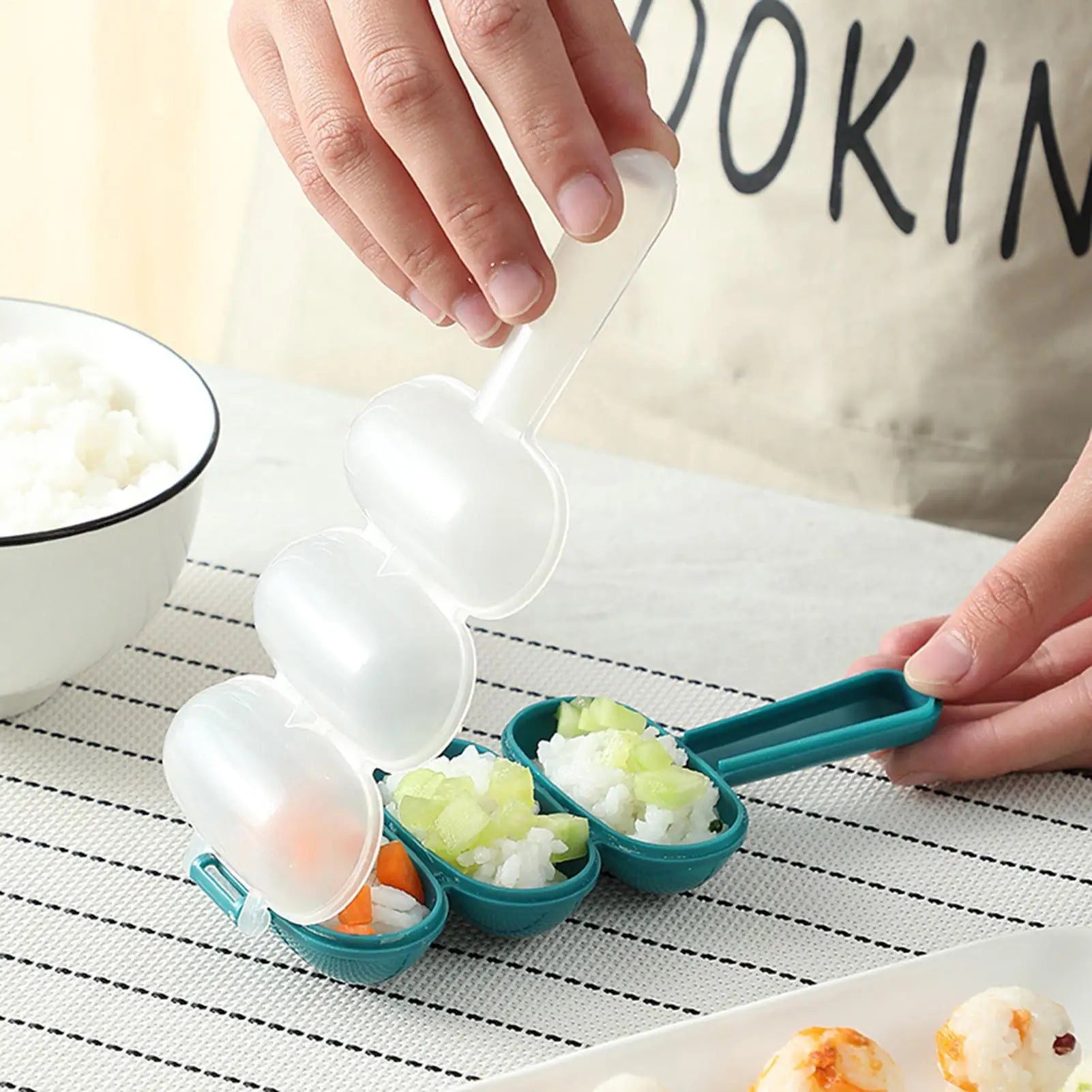 Rice Baller Ball Shaped DIY Sushi Tool Onigiri Mold 3-Cavity Shake Qme