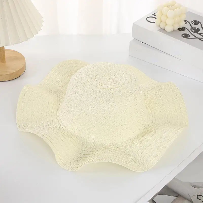 Summer Beach Wavy Edge Wide Brim Straw Hat Seaside Vacation Women Qme White