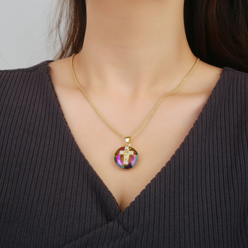 Top Quality Light Luxury Donut Crystal Zirconia Cross Pendant Necklace Personalized For Woman Girl Holiday Wedding Jewelry Gift Qme