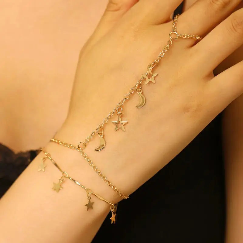 Women Gold Big Crystal Ring Bracelet Elegant Hand Chain Jewelry Adjustable Wrist Cuff for Special Occasions Qme A7