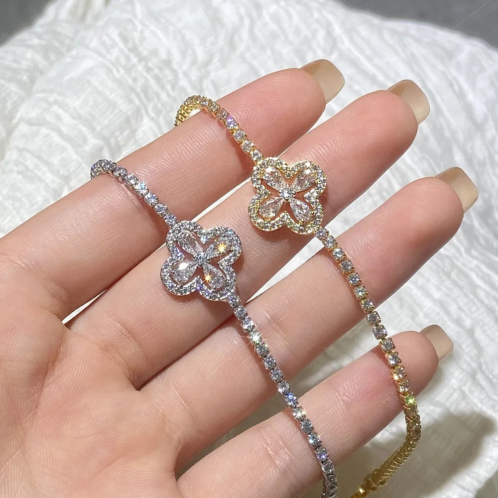 Delicate Flower Bracelet Micro-inlaid Zirconia Hand Jewelry Niche Design Sense Temperament Exquisite Four-leaf Flower Bracelet Qme