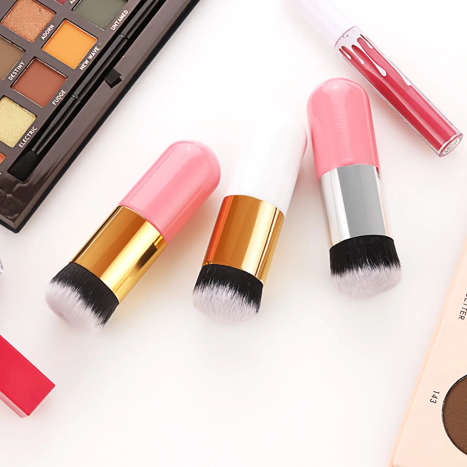 Chubby Pier Foundation Brush Flat Cream Makeup Brushes Professional Qme