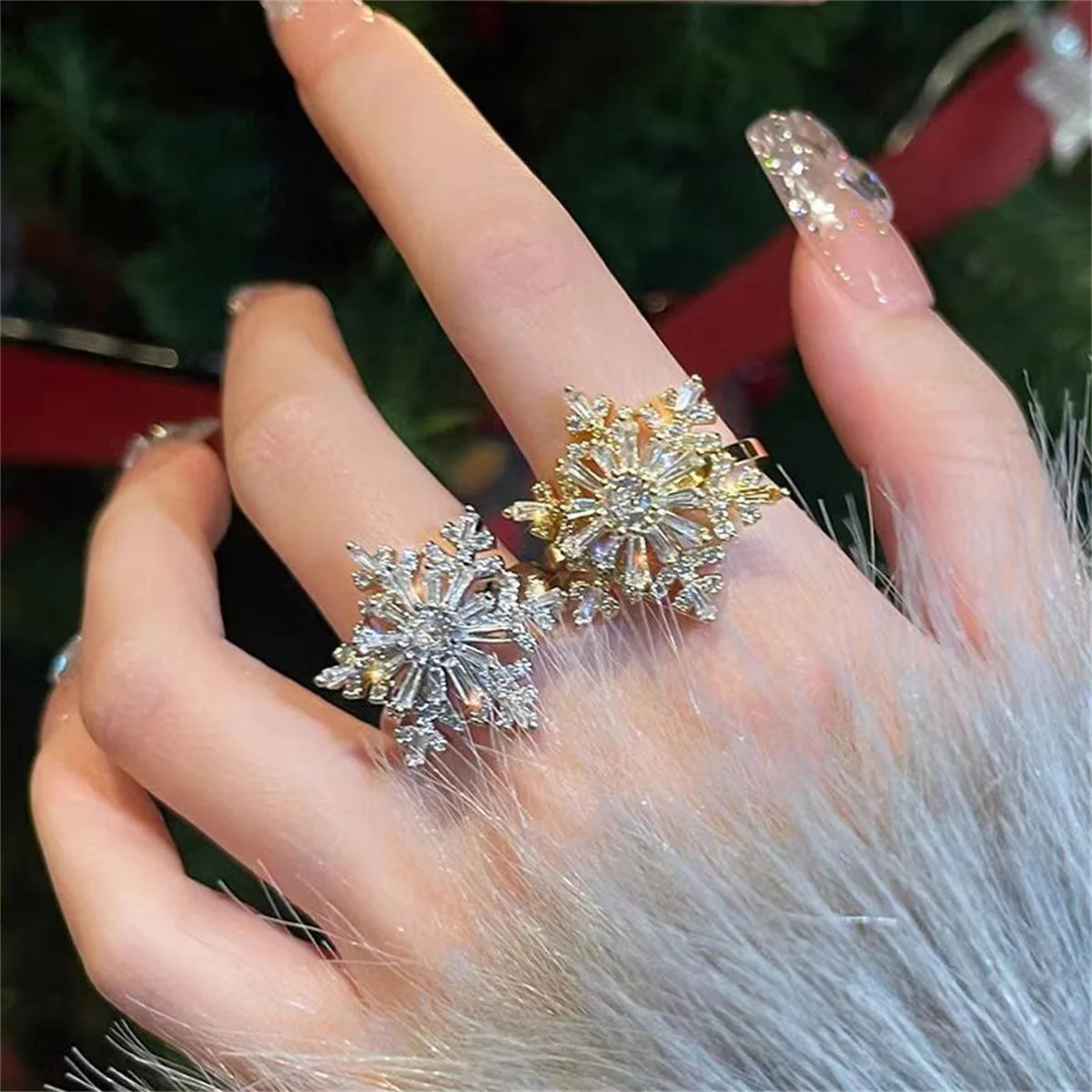 Fashion Luxury Crystal Snowflake Rings for Women Rotatable Anti Stress Anxiety Zircon Adjustable Ring Christmas Jewelry Gifts Qme