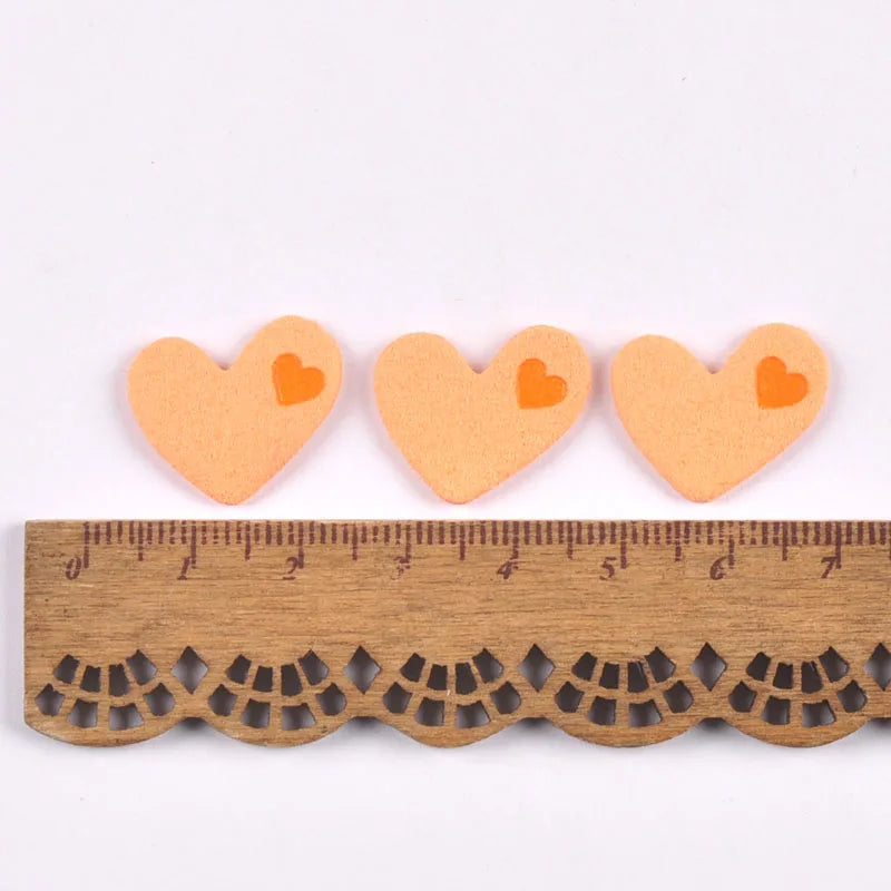50Pcs Heart Pattern Love Embossing Leather Labels Clothes DIY Sewing Accessories Garment Supplies Banner Handwork Tags c3508 Qme 11