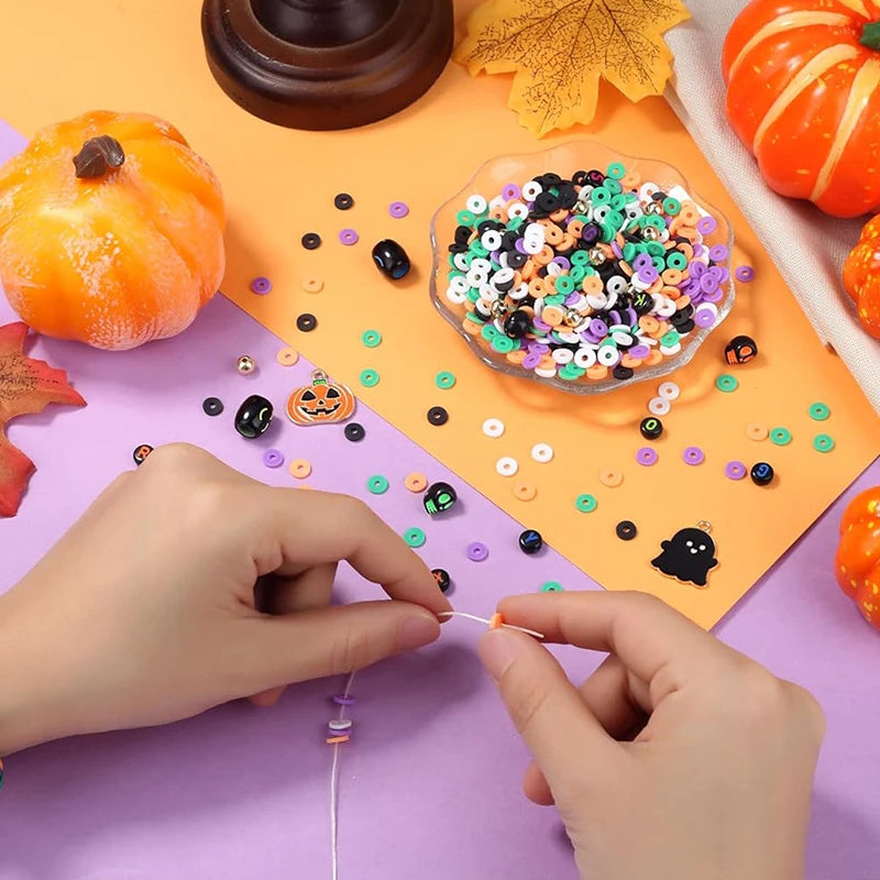 Halloween Clay Beads Kit Friendship Black Letter Bracelet Making Kit with Varieties of Charms for Jewelry Making DIY Crafts Qme
