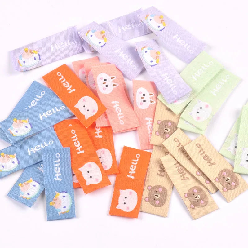 50Pcs Cute Animal "Hello" Letter Embroidery Cloth Labels For Kid DIY Garment DIY Crafts Supplies Sewing Accessories Tags c3503 Qme