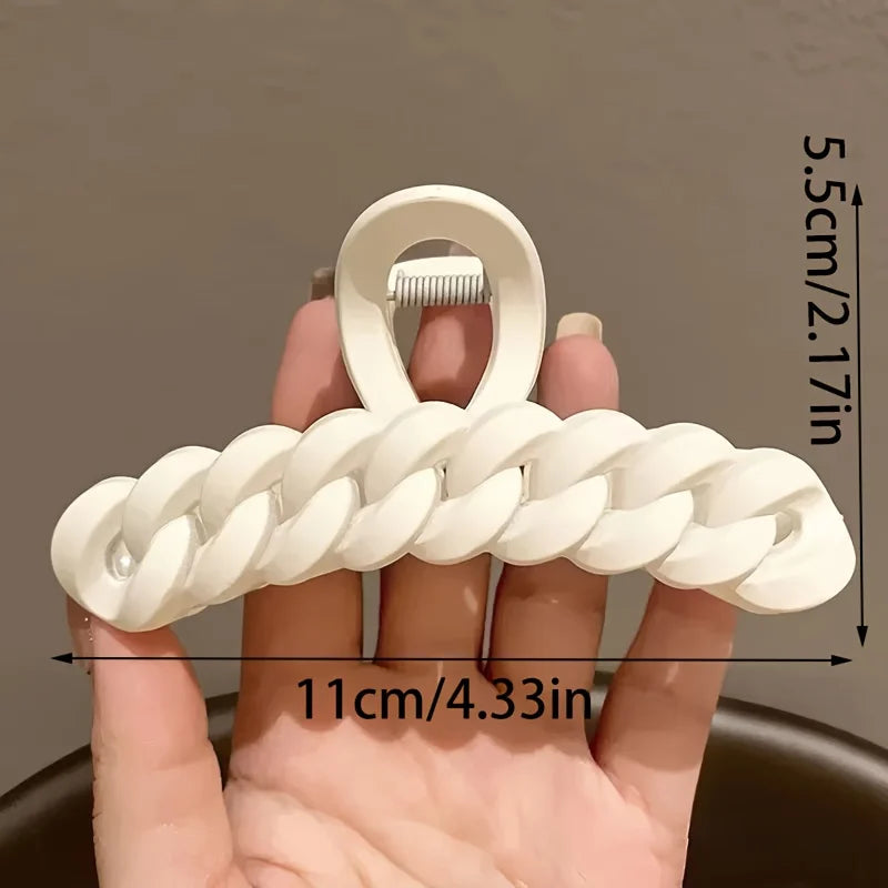 Kitsch Recycled Plastic Large Claw Clip, Big Chain Hair Clips for Women, Big Claw Clips for Thick Hair | Ideal Gifts for Women Qme