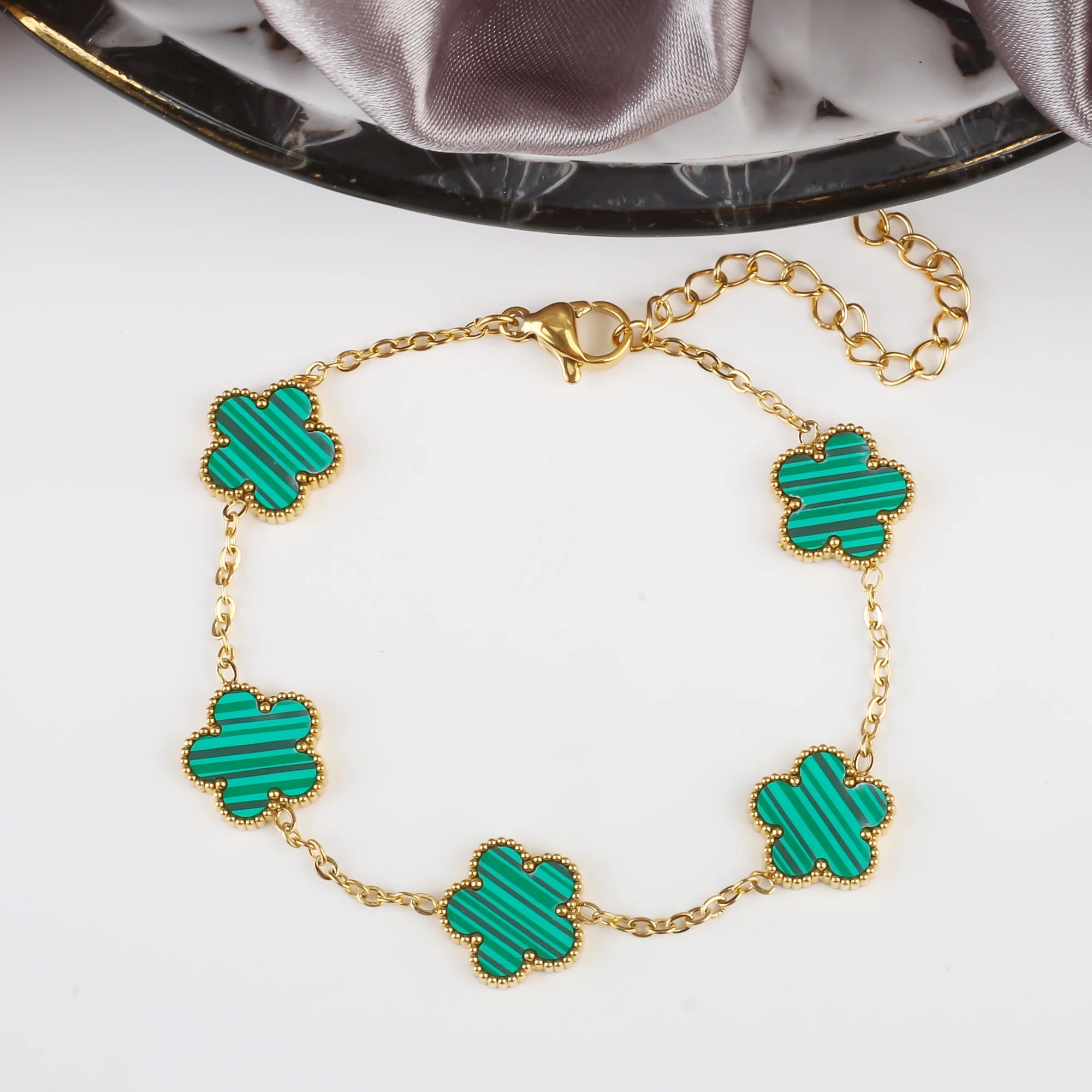 Classic Stainless Steel Five Leaf Flower Set Bracelet Necklace Earrings Luxury for Woman Party Daily Wear Jewelry Free Shipping Qme Green Bracelet