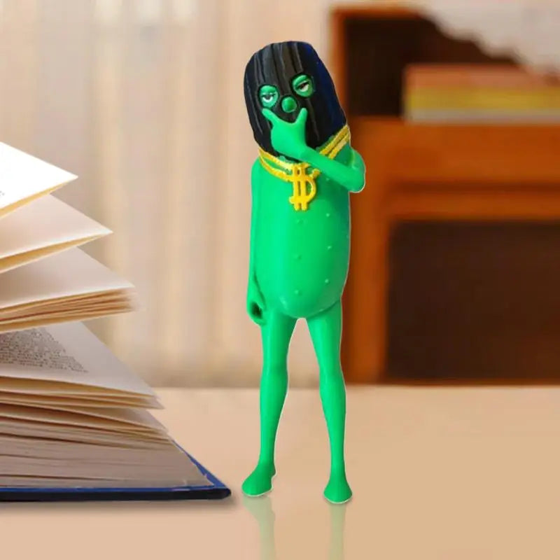 Pickled Cucumber Figure Table Ornament 3D Printing Wears Gold Qme