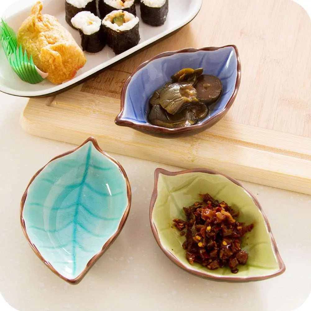 1/4PCS Leaves Ceramic Saucer Creative Ice Crack Glaze Leaf Ceramic Seasoning Soy Sauce Vinegar Plates Kitchen Multi-Purpose Dish Qme