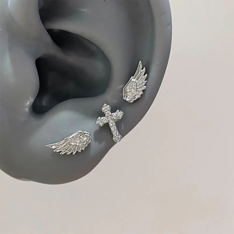 3 Shiny Angel Wings Ear Studs Vintage Couple Jewelry Creative Luxury Qme A1