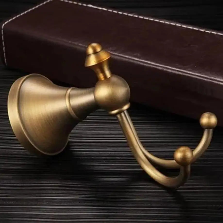 Vintage Wall Mounted Towel Hook Antique Brass Double Robe Coat Hanger Bathroom Kitchen Door Hook Hardware Accessory Qme