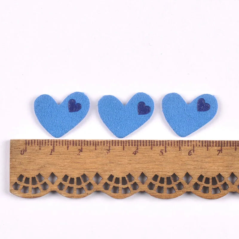 50Pcs Heart Pattern Love Embossing Leather Labels Clothes DIY Sewing Accessories Garment Supplies Banner Handwork Tags c3508 Qme 8