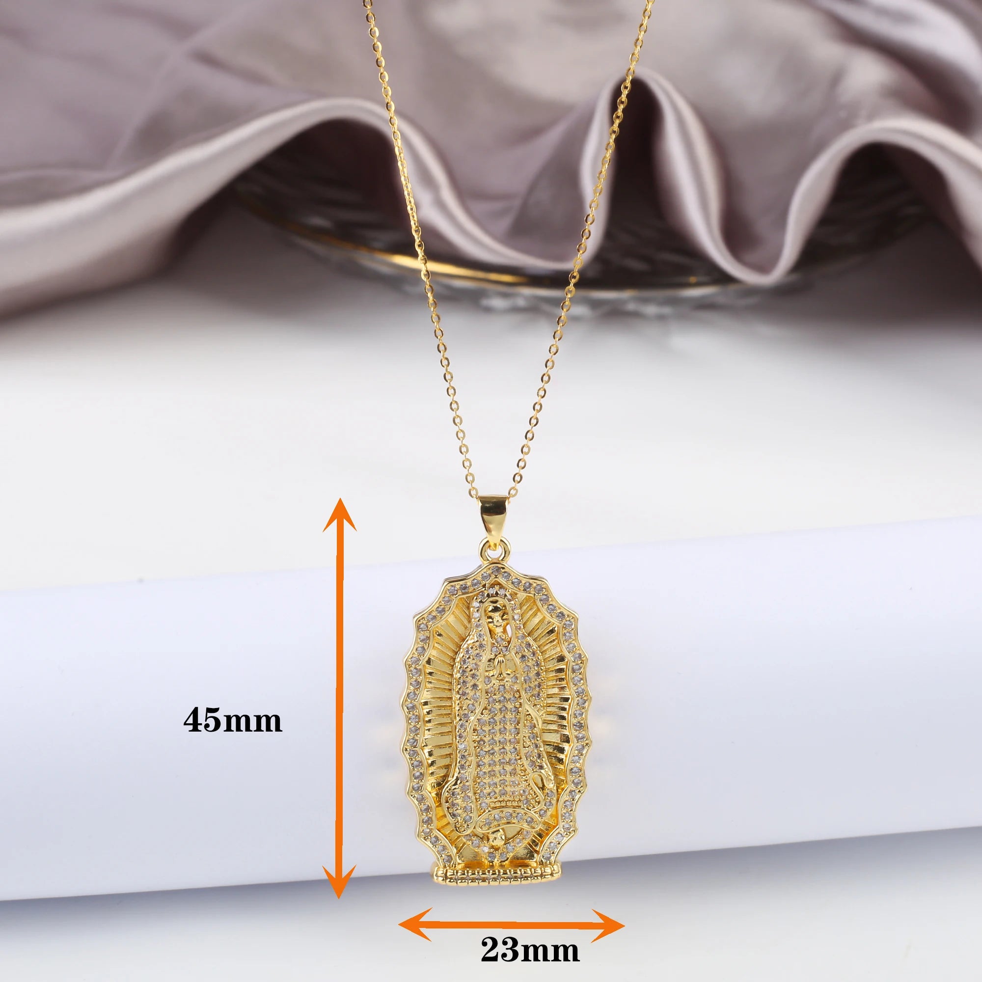 Luxury Shiny Cubic Zirconia Gold Plated St. Jude Pendant Necklace Classic Religious Characters Jewelry Choker for Men Women Qme 3