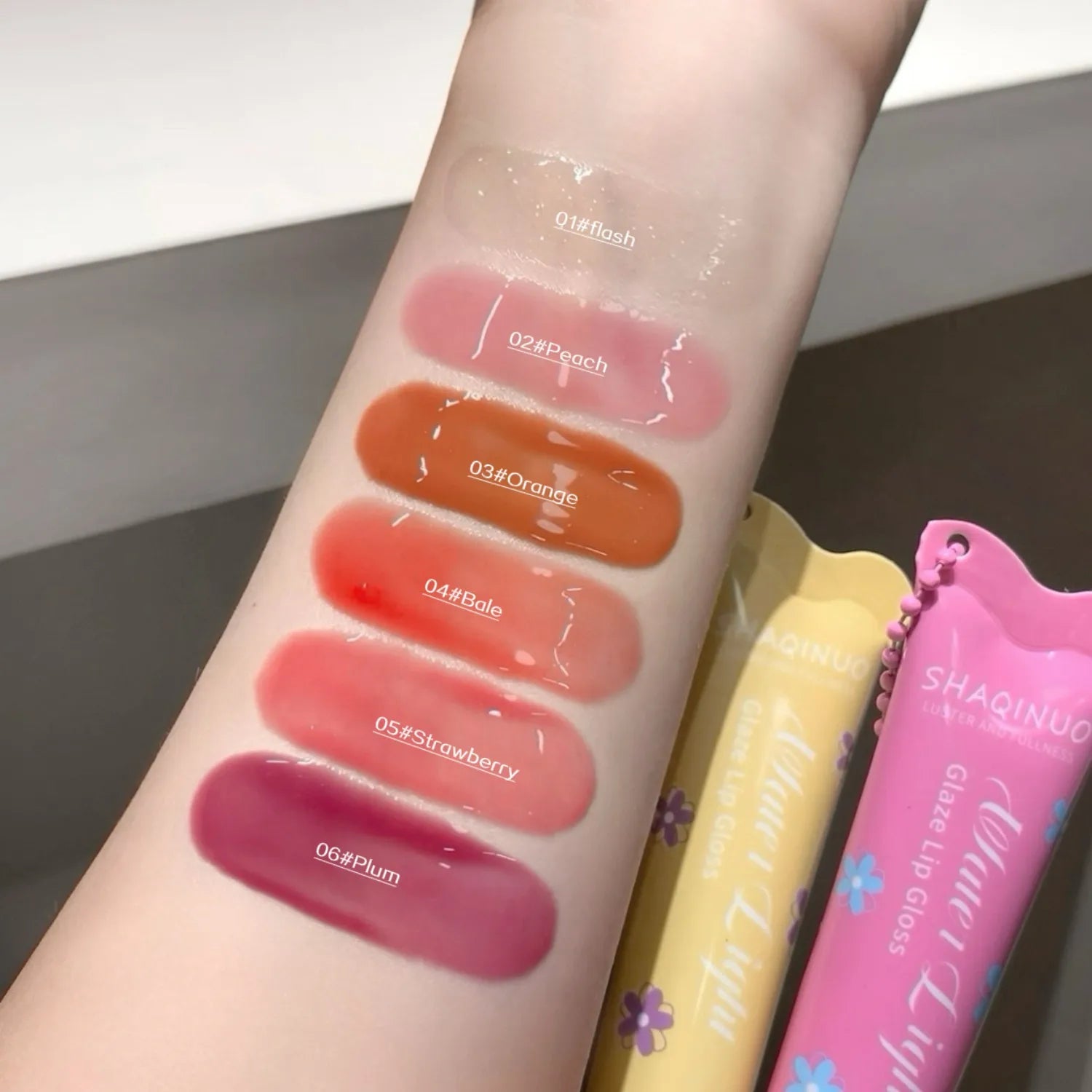 SHAQINUO Glittering Mirror Lip Glaze Watery Shimmering Light Pendant Qme