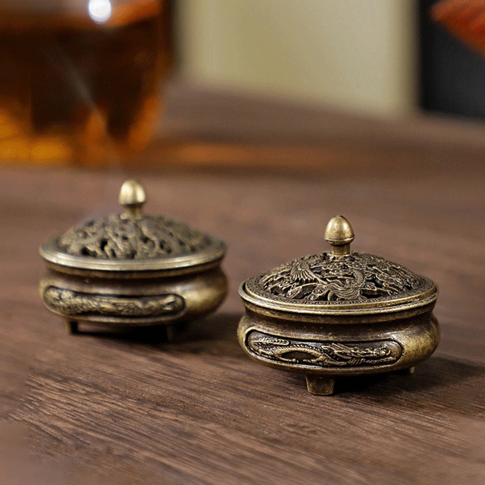 Antique brass pocket incense burner mini hollow incense ornament ancient Chinese tea table decoration dragon and phoenix Qme