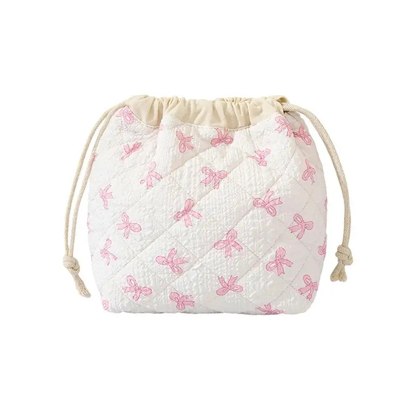 Cute Drawstring Cosmetic Pouch with Pink Bow Pattern – Durable Quilted Design for Women Qme StyleA