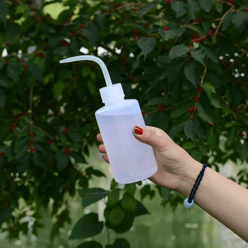250 500 Curved Spout Watering Jug Succulents Non-spray Squeeze Bottle Qme 250ml