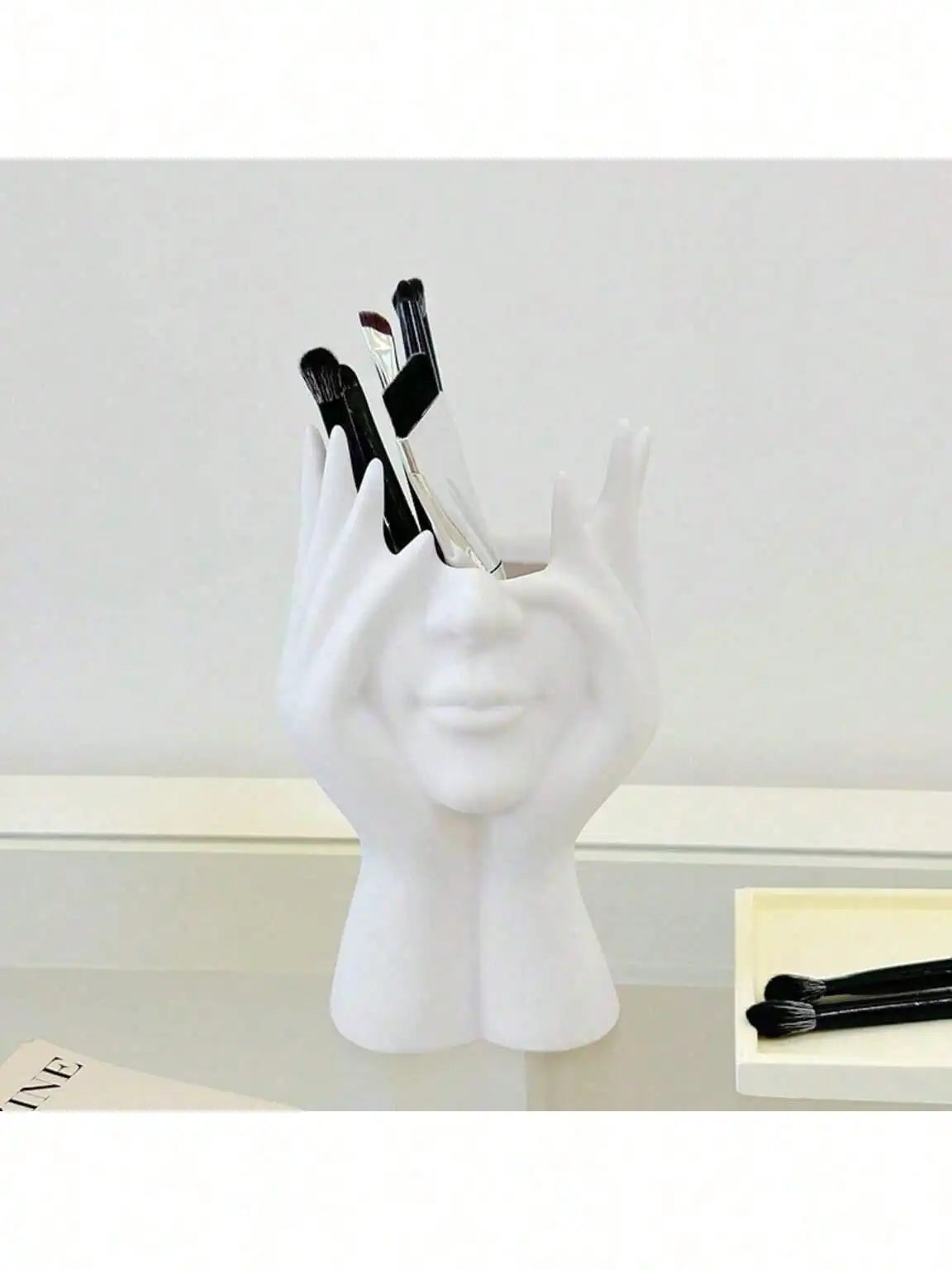 1 Multifunctional Desktop Organizer Aesthetic Art Sculpture Design Qme