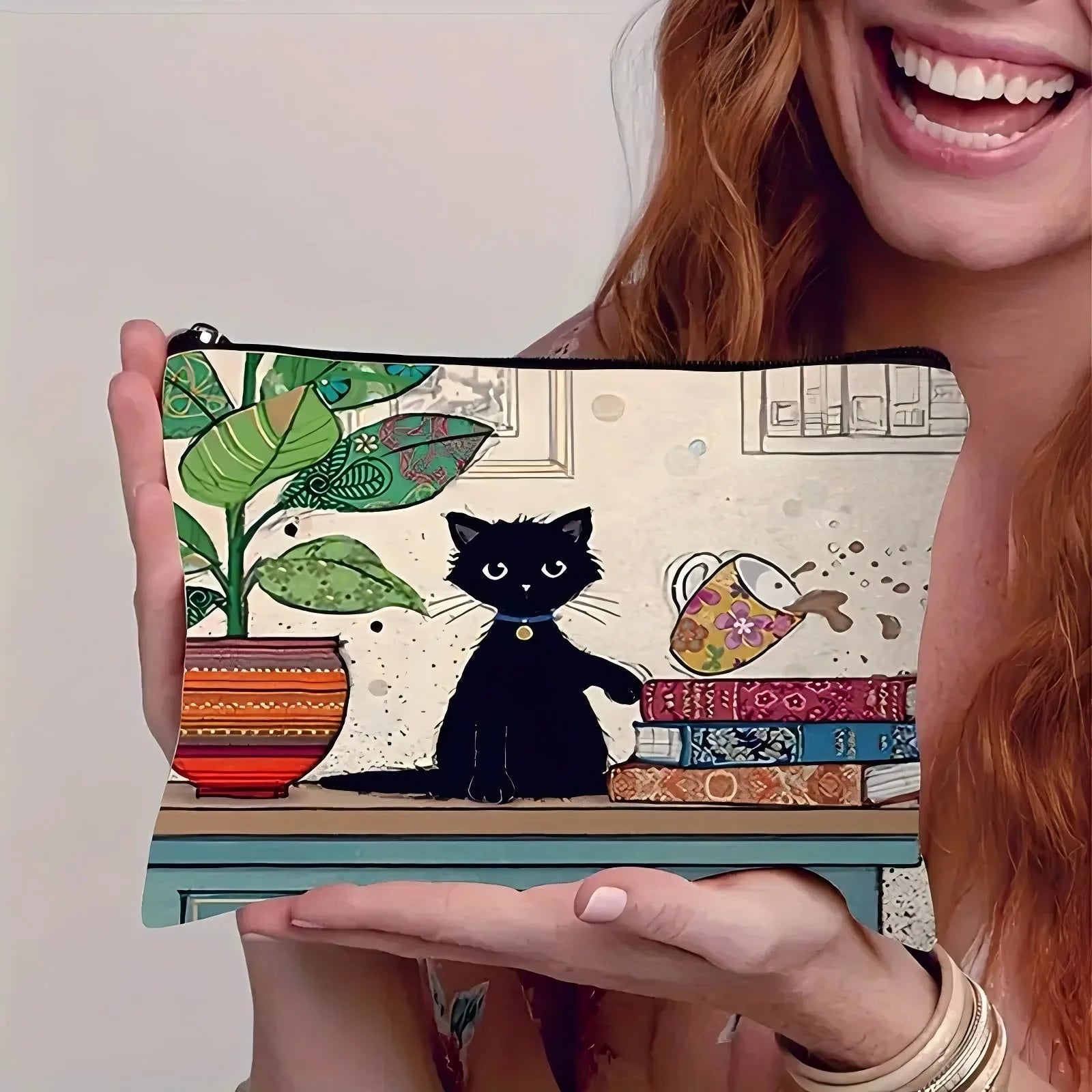 Stylish Black Cat Pattern Cosmetic Bag Water-resistant Polyester Zip Qme C M