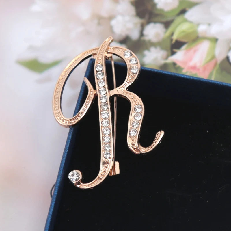 Fashion Women Rhinestone Brooch A-z English Letter Gold Metal Pins Qme R