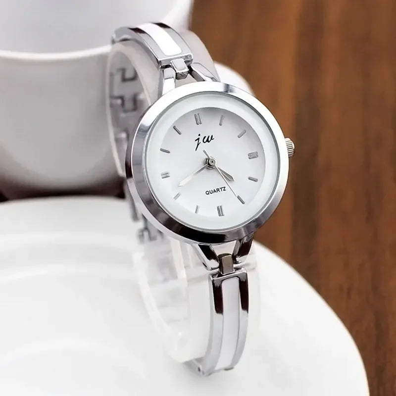 Famous Brand Rose Gold Silver Casual Quartz Watch Women Mesh Stainless Steel Dress Women Watches Qme S white