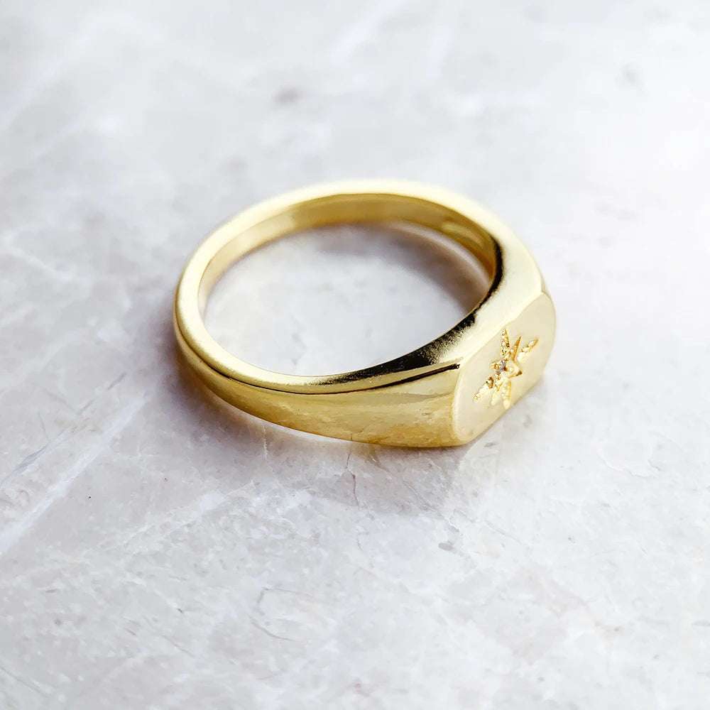 Signet Ring Vintage Star Gold Europe Style Nostalgic Fine Jewelry For Women Summer Brand New Pure 925 Sterling Silver Gift Qme