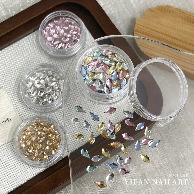 Box 3D Irregular-shaped Rhinestones Crystal Pearl Nail Art Qme
