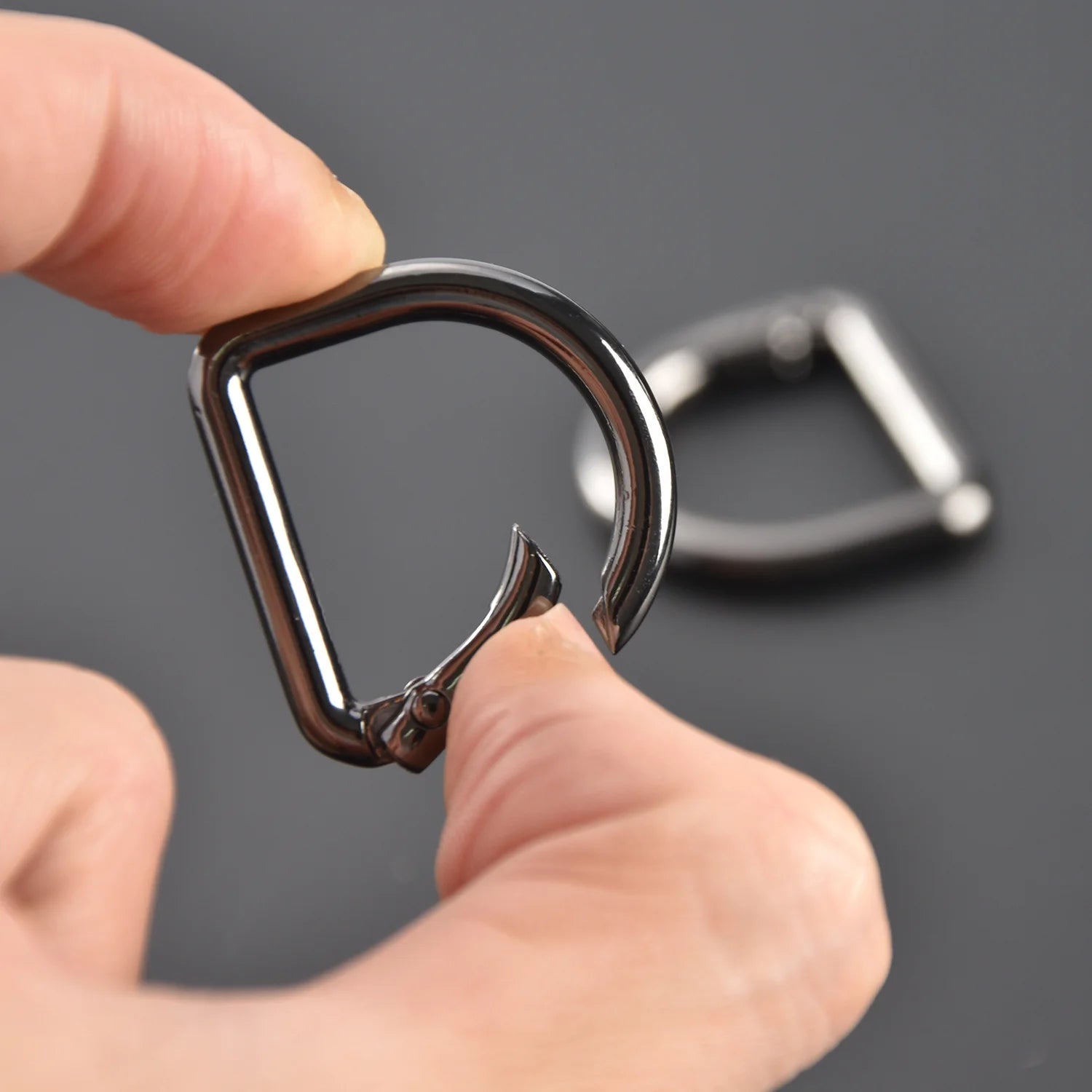 Spring Open D Ring Buckle Zinc Alloy Snap D Ring Clasp DIY Bag Hardware Accessories For Purse Handbag Strap Connect Hook Qme