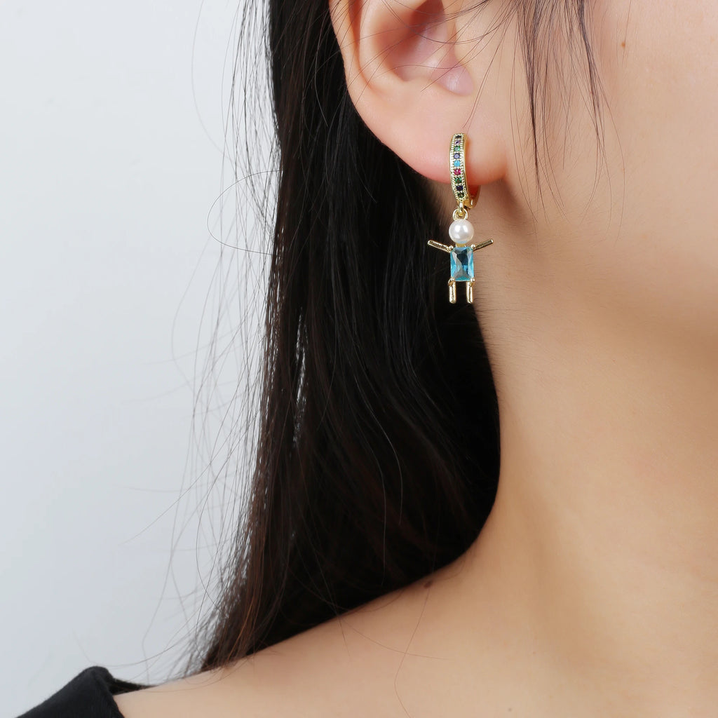 Hot Sale Cute Crystal Zirconia Design Small Doll Character Drop Earrings Simple For Woman Girl Birthday Jewelry Friendship Gift Qme