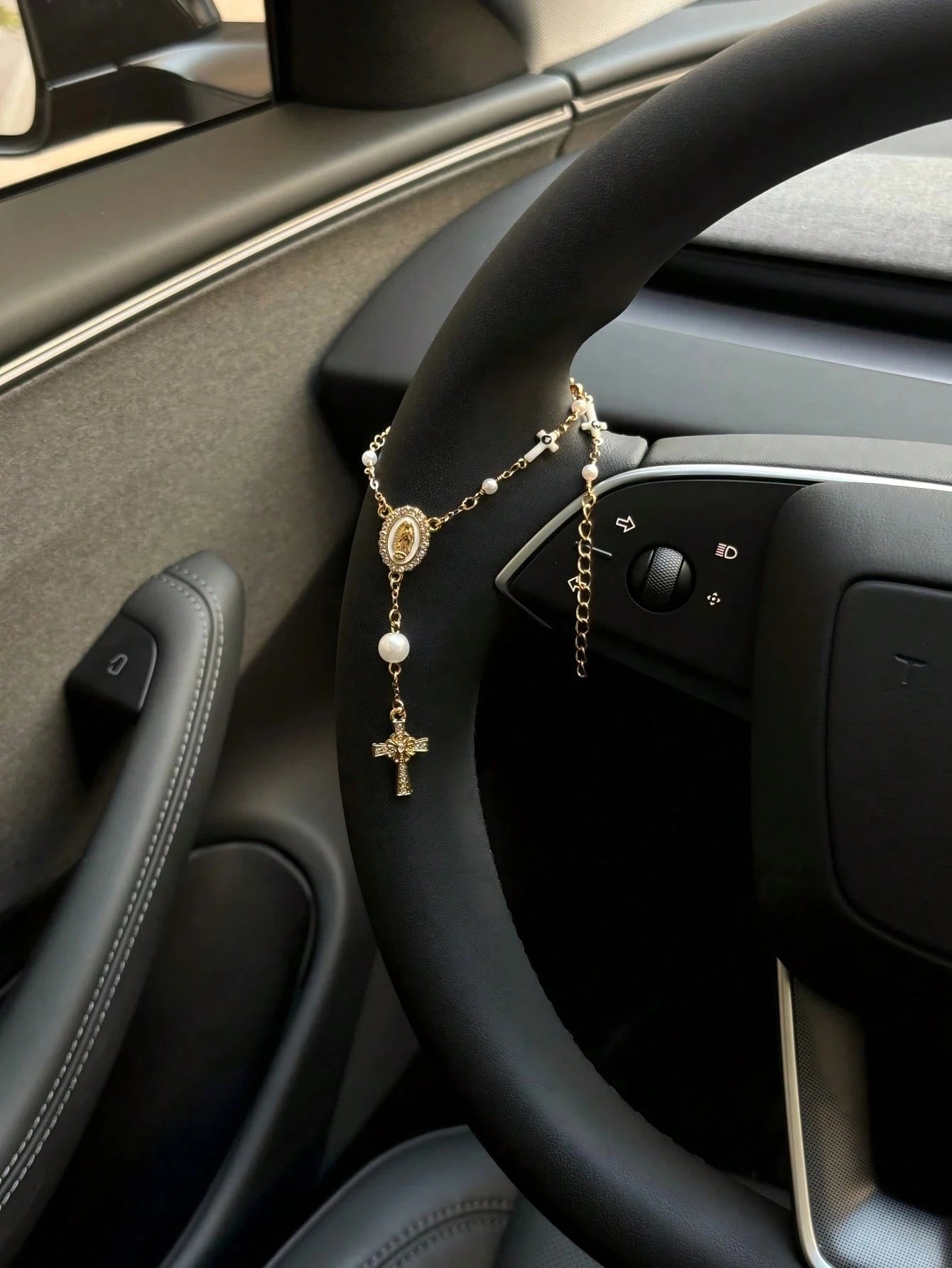 1 Steering Wheel Bead Pendant Car Accessories Unique Fashionable Qme