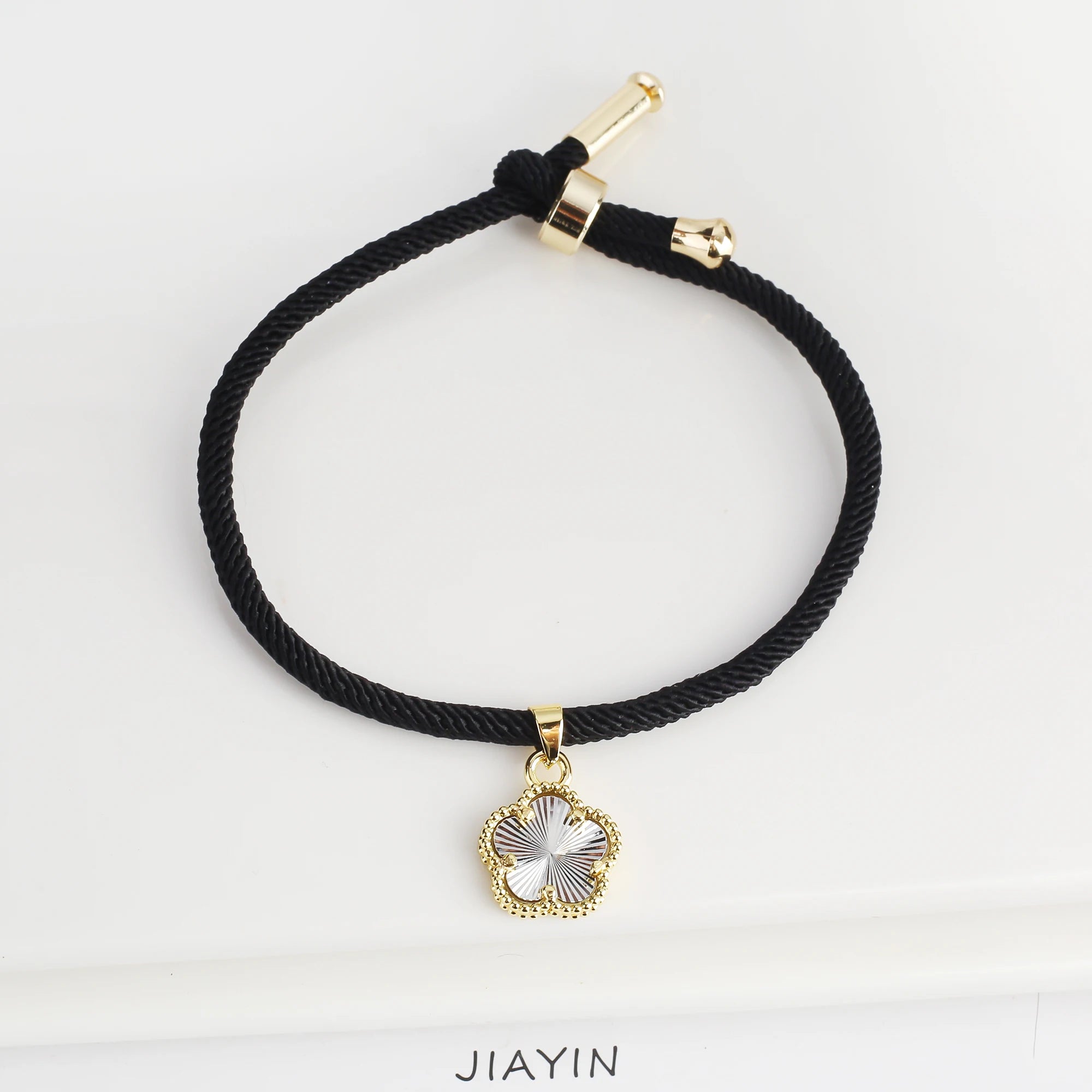 Simple Black Rope Braided Natural Stone Five Leaf Flower Bracelet Classic for Woman Girl High Quality Party Jewelry Gift Clover Qme Silver